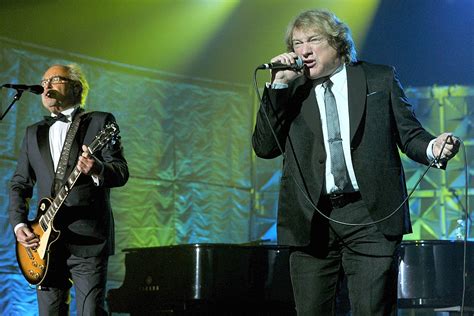 Foreigner to Play Reunion Show With Surviving Original Members