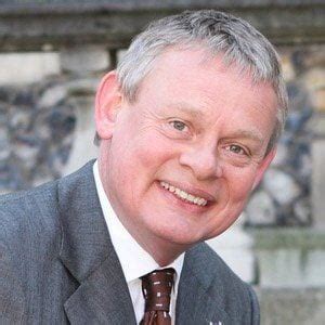 Martin Clunes - Age, Family, Bio | Famous Birthdays