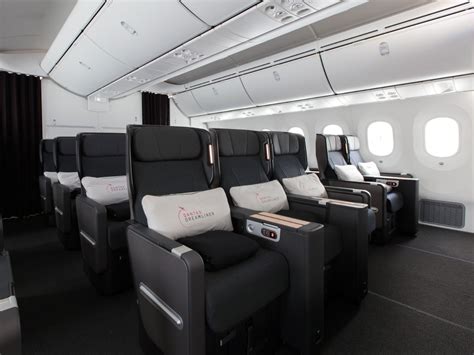 11 Ways the New Qantas Dreamliner Will Change How You Travel | Travel ...