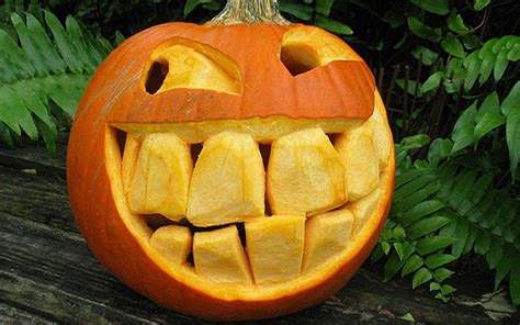 10 Pretty Funny Pumpkin Carving Ideas Easy 2024