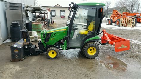 2015 John Deere 1025R with Cozy Cab | PlowSite