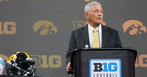 Big Ten Media Days 2022: Kirk Ferentz breaks down Iowa football ...