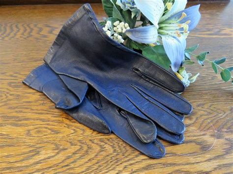 Navy blue leather vintage Milore ladies gloves | Etsy | Blue leather, Womens gloves, Blue