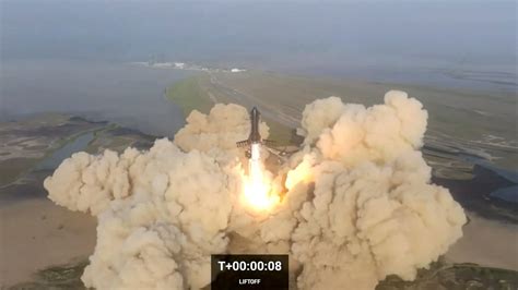 SpaceX's Starship, world's biggest rocket, explodes minutes after ...