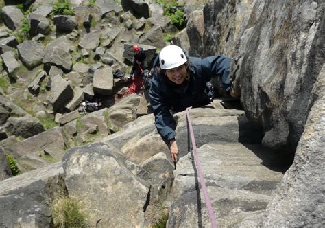 James Thacker Mountaineering: Intro Rock Climbing at Stanage Edge..