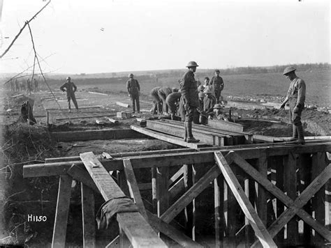 New Zealand Engineers building bridge, 1918 | NZHistory, New Zealand history online