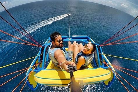 Cancun Caribbean Parasailing Small-Group Experience 2024