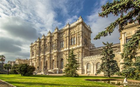 Dolmabahce Palace Guided Tour | Dolmabahce Palace Tickets