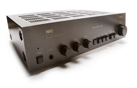 NAD 3020 Integrated Amplifier – Old School | TONEAudio MAGAZINE