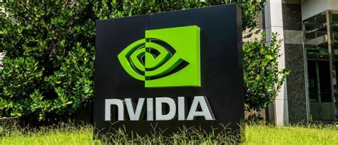 Benchmarks Show 40% Gain in NVIDIA Blackwell GPU Performance ...