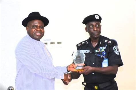 Gov. Diri Meets With New Security Commanders In The State - BayelsaWatch