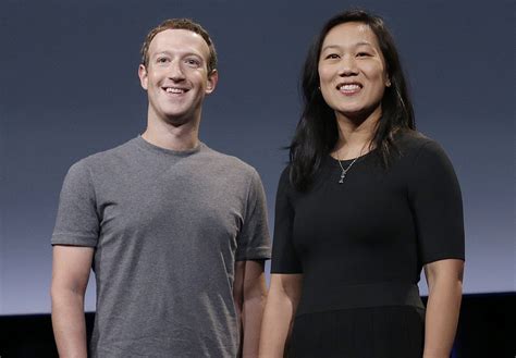 Mark Zuckerberg donates $100M more to help election offices - The Associated Press | Jemput Jembut