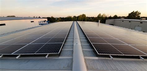 Benefits Of Commercial Solar Energy Systems For Businesses | Sundawg Solar