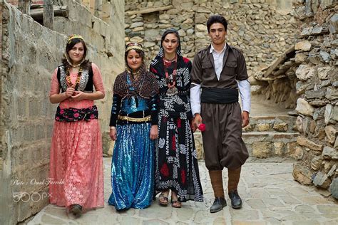 Kurdish youths | Traditional outfits, Folk clothing, Ancient dress