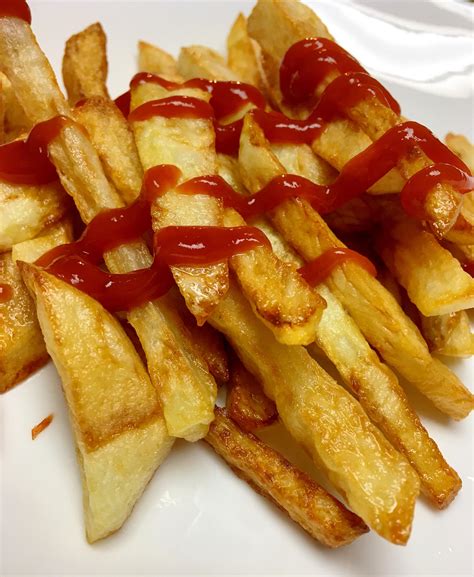 How To Make Homemade French Fries | FaveSouthernRecipes.com