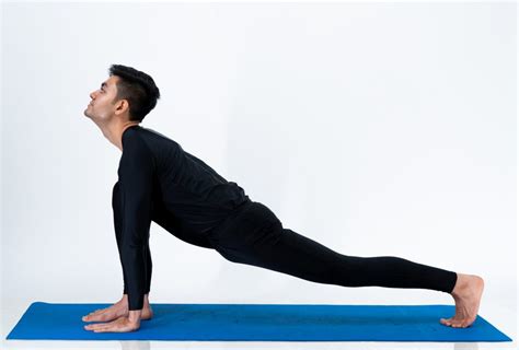 Ashwa Sanchalanasana (Equestrian pose) - PixaHive