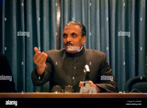 Pakistan General Mohammed Zia Ul Haq - President Zia Stock Photo - Alamy