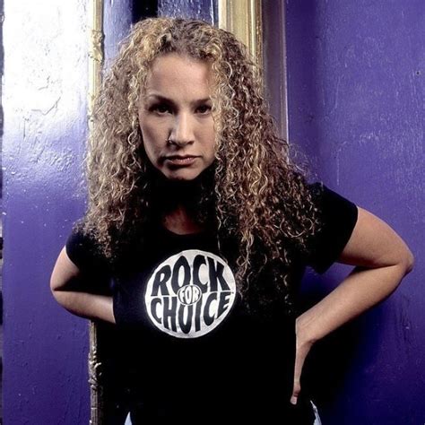 The 15 Famous 90’s Female Rock Singers You'll Never Forget