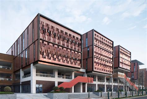 Nanjing Shibuqiao Commercial and Community Center Complex / Nanjing Bangjian Urban Architectural ...