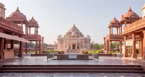 Akshardham Temple Ahmedabad (Timings, History, Entry Fee, Images, Aarti, Location & Phone ...