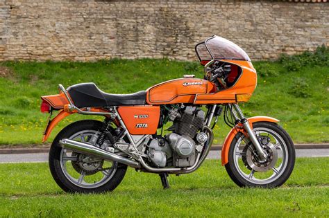 Colin’s love for “awesome” Laverda Jota - Bikesure