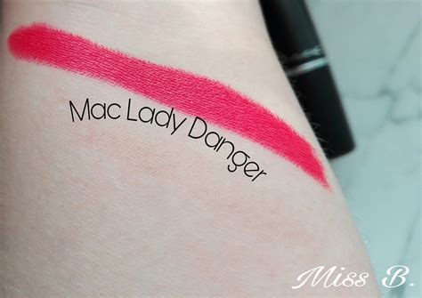 MAC Rossetto Lady Danger - Recensione & swatch