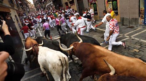 More than 1,000 take part in 3-minute running of the bulls in Spain, 4 injured | Fox News