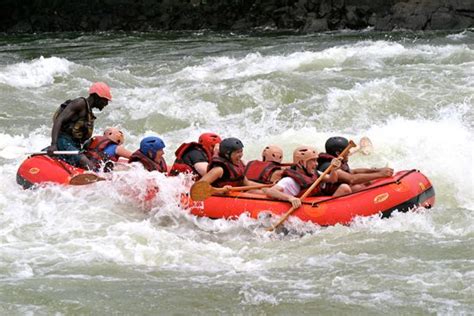 Surfing down the White Nile on a memorable rafting experience