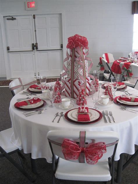 10+ Christmas Party Table Centerpieces – DECOOMO