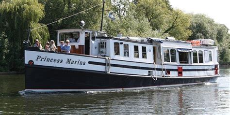 Reading: River Thames - Scattering on Water