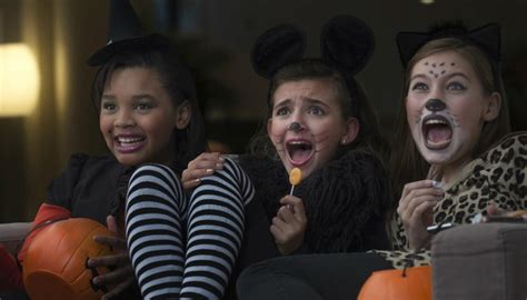 Opinion: Why you shouldn't let your kids watch horror movies | Newshub