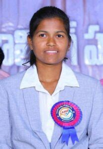 Poorna Malavath Wiki, Age, Family, Biography & More - WikiBio