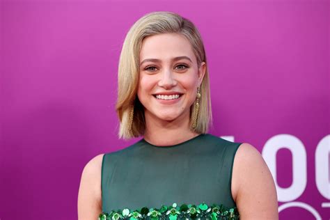 Lili Reinhart reveals alopecia diagnosis ...Yemen