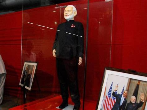 How Modi turned Rs 10 lakh monogrammed suit controversy into smart ...