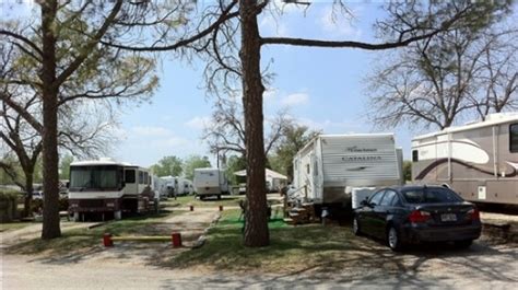 West Bay Marina and RV Park - Eagle Mountain Lake