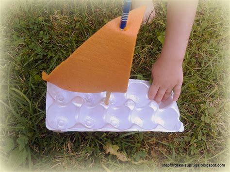 The Stepford wife: How to make a toy boat