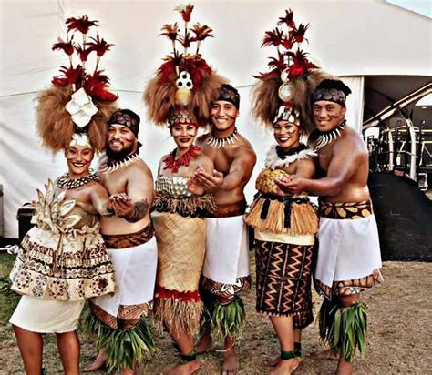 Pin by Jesse Leaupepe on Polyfest 2017 Costume Inspo | Polynesian dance ...