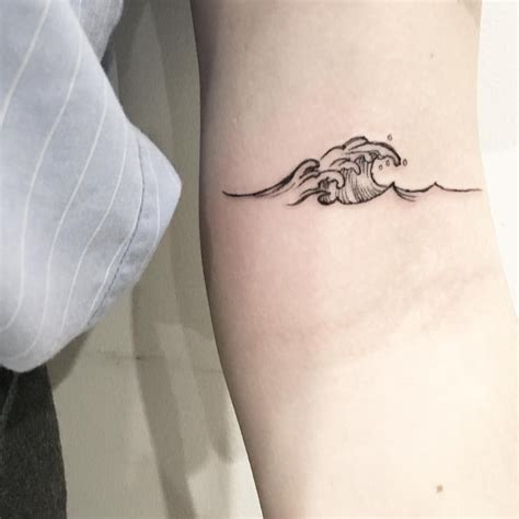 Subtle Tattoos, Simplistic Tattoos, Trendy Tattoos, Tattoos For Women, Cool Tattoos, Tattoo ...