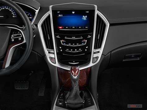 2016 Cadillac SRX: 40 Interior Photos | U.S. News