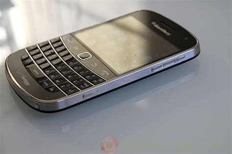 Blackberry Bold 9900 Review | Ubergizmo