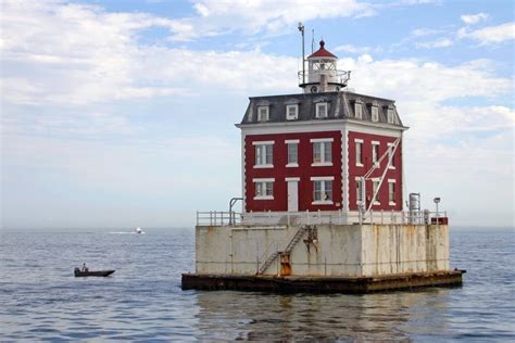 New London Ledge Lighthouse – Connecticut – RANDOM Times