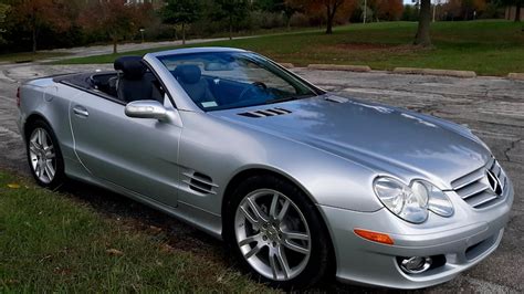 2008 Mercedes-Benz SL550 Convertible VIN: WDBSK71F28F140945 - CLASSIC.COM