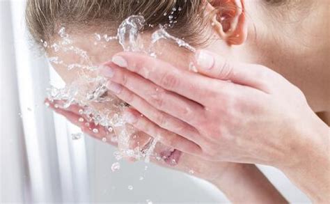 The Benefits of Washing Face with Soaps