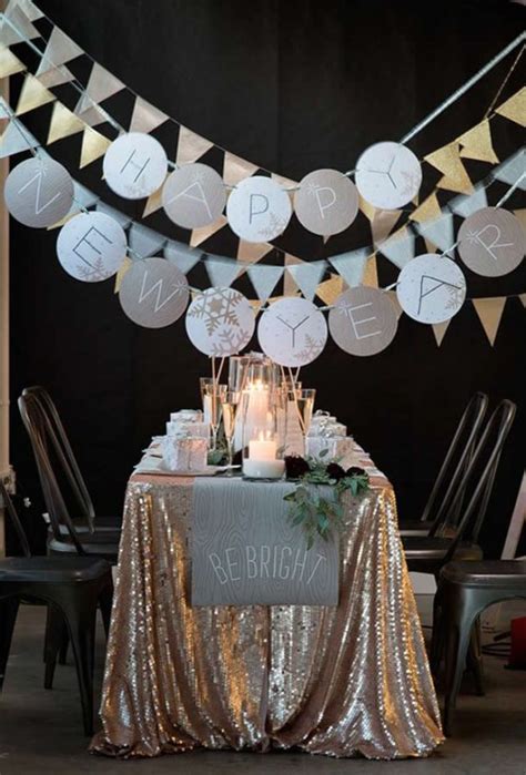 34 Cheerful New Year Party Décor Ideas - DigsDigs