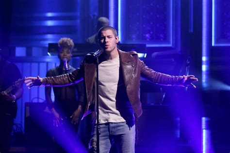 Nick Jonas Delivers A Powerful Performance Of "Close" On 'Fallon ...