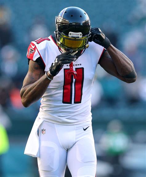 Falcons' Julio Jones Doesn't Plan To Report To Camp