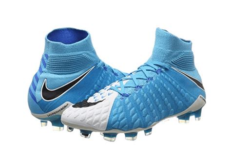 Nike Hypervenom Phantom 3 (Reviewed in 2024) | Gearweare.net