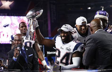 Patriots Super Bowl champion Darrelle Revis takes his island to the Pro ...