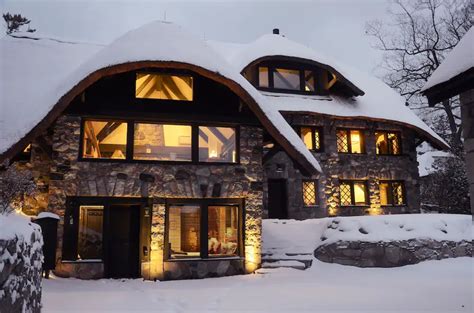 12 Michigan cabins for a cozy winter trip - mlive.com