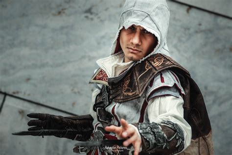 Ezio Auditore /Assassin's Creed II Cosplay by KADArt-Cosplay on DeviantArt